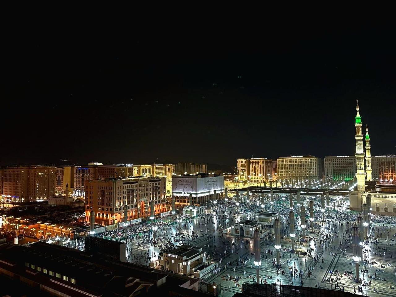 One Inn Hotel Медина Экстерьер фото