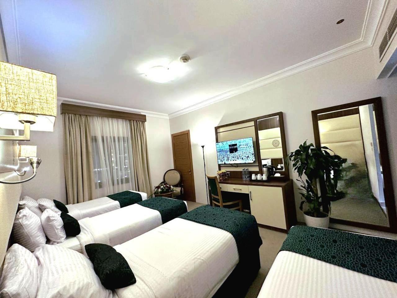 One Inn Hotel Медина Экстерьер фото