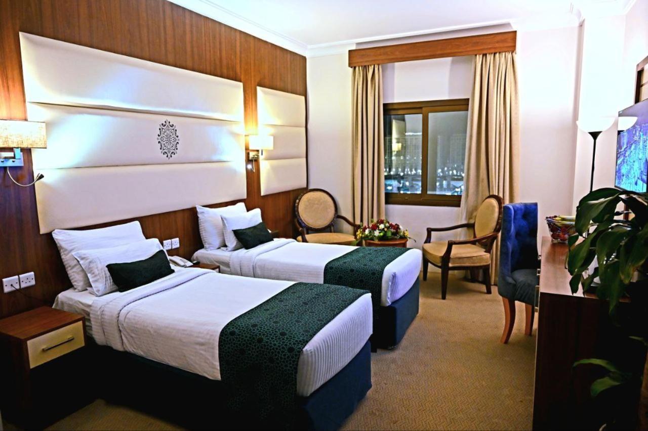 One Inn Hotel Медина Экстерьер фото