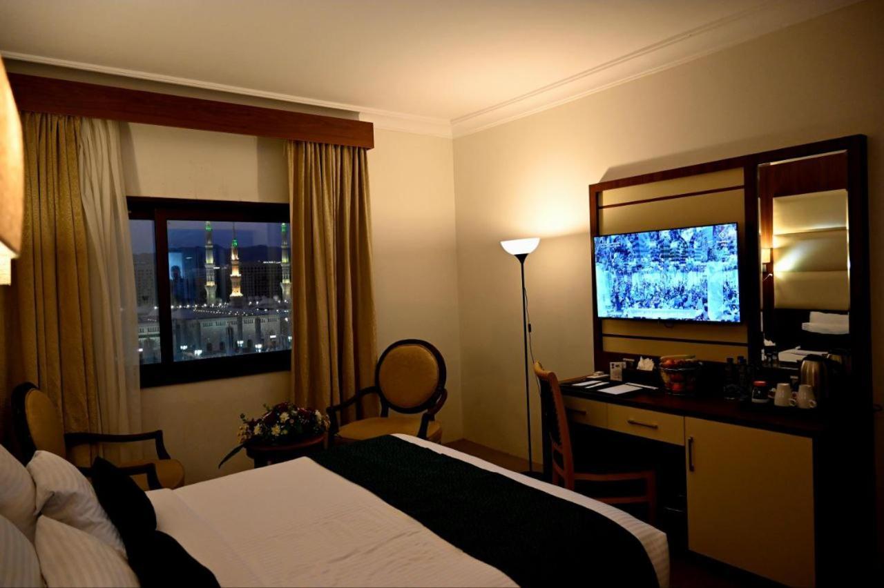 One Inn Hotel Медина Экстерьер фото