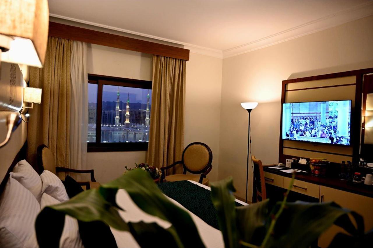 One Inn Hotel Медина Экстерьер фото